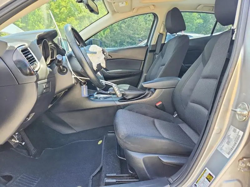 2016 MAZDA 3 TOURING  