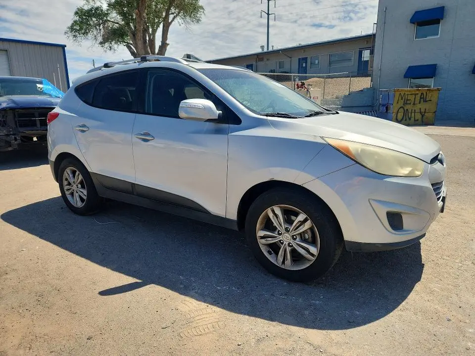 2012 HYUNDAI TUCSON GLS  
