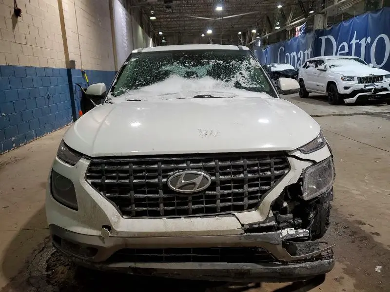 2021 HYUNDAI VENUE SE  
