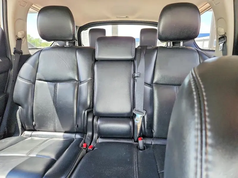 2017 NISSAN PATHFINDER SL  