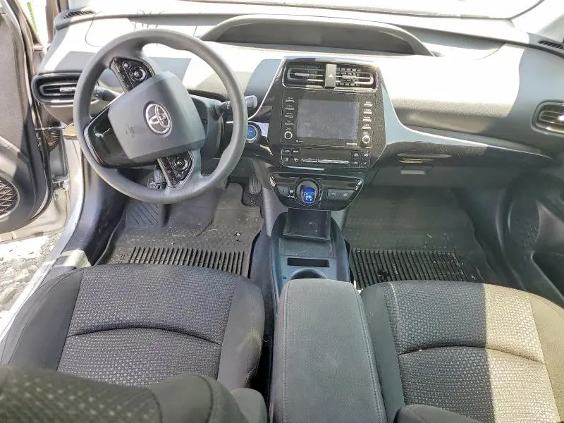 2021 TOYOTA PRIUS LE  