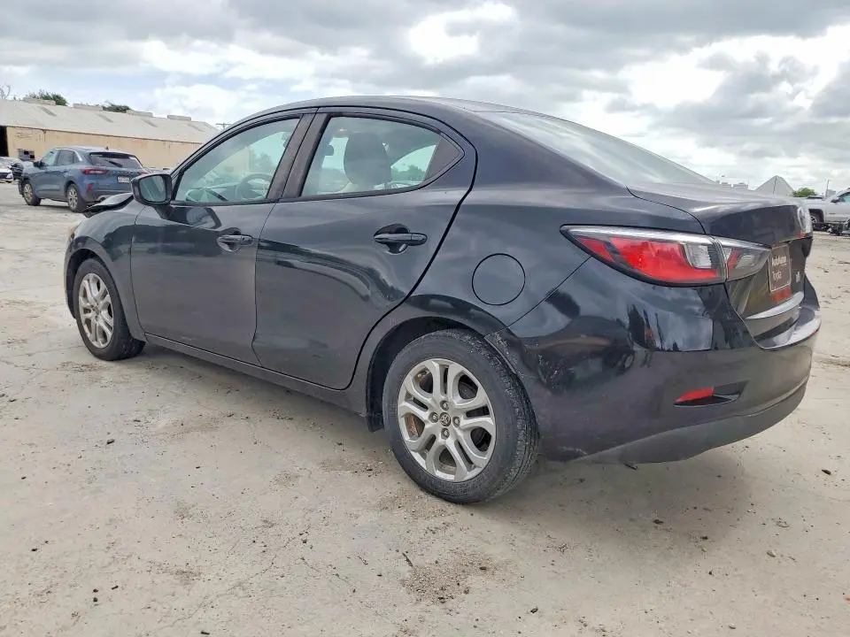 2017 TOYOTA YARIS IA BASE  