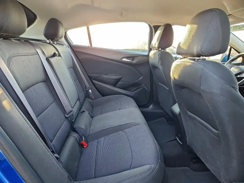 2017 CHEVROLET CRUZE LT  