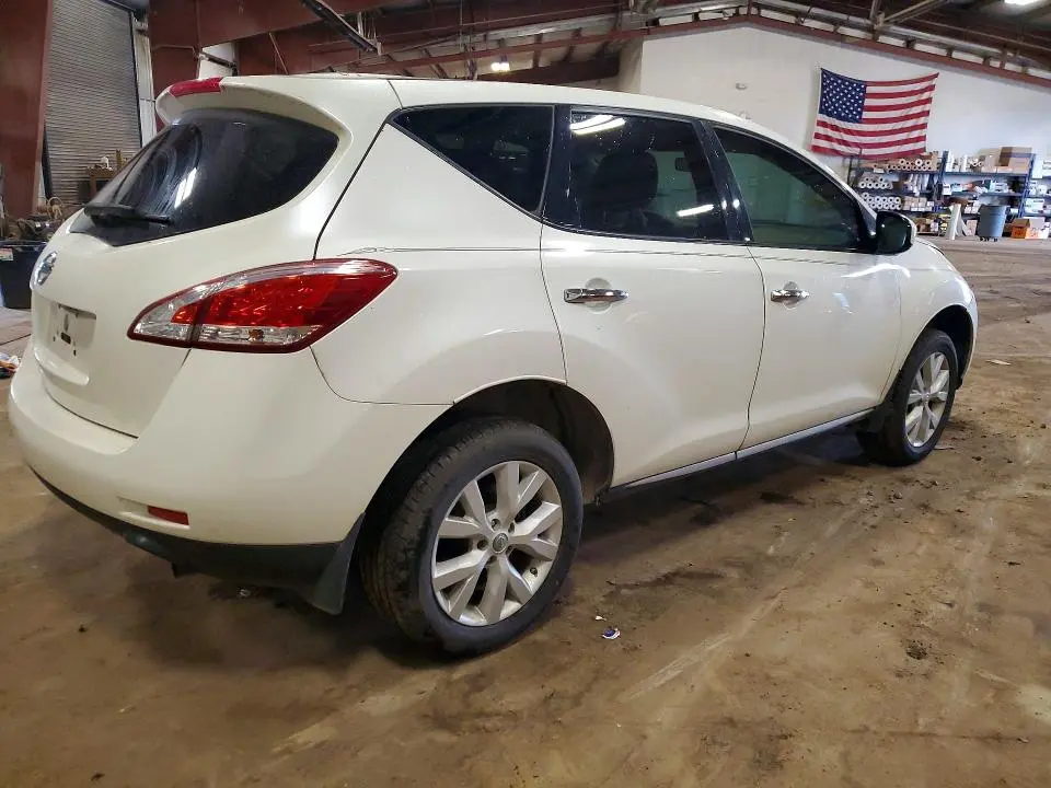 2013 NISSAN MURANO S  