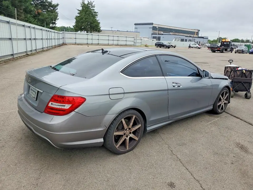 2015 MERCEDES-BENZ C 250  