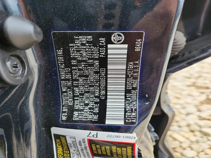 2013 TOYOTA CAMRY XLE V6  