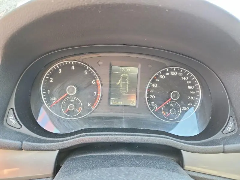 2015 VOLKSWAGEN PASSAT S  