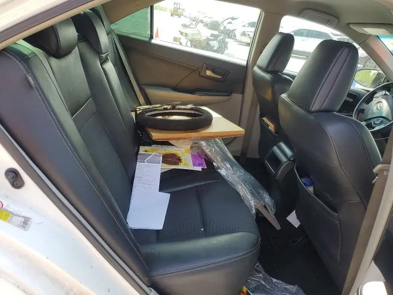 2014 TOYOTA CAMRY LE  