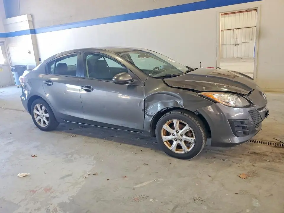 2010 MAZDA 3 I  