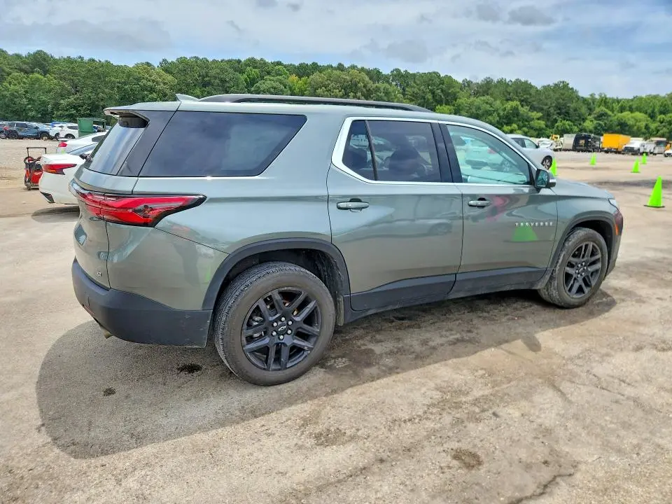 2023 CHEVROLET TRAVERSE LT  