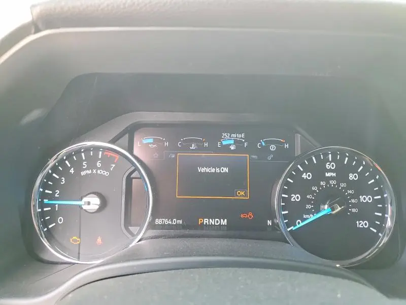 2020 FORD EXPEDITION XLT  