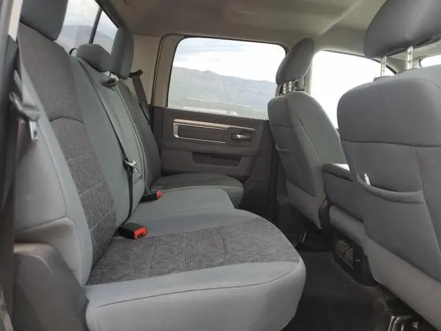 2018 RAM 1500 SLT  