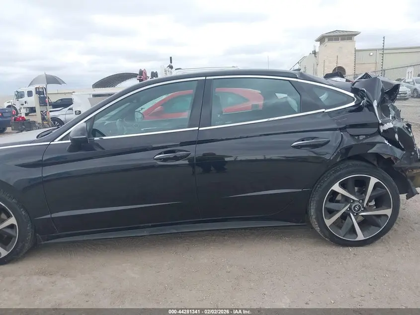 2023 HYUNDAI SONATA SEL PLUS