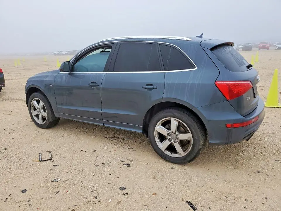 2011 AUDI Q5 PREMIUM PLUS  