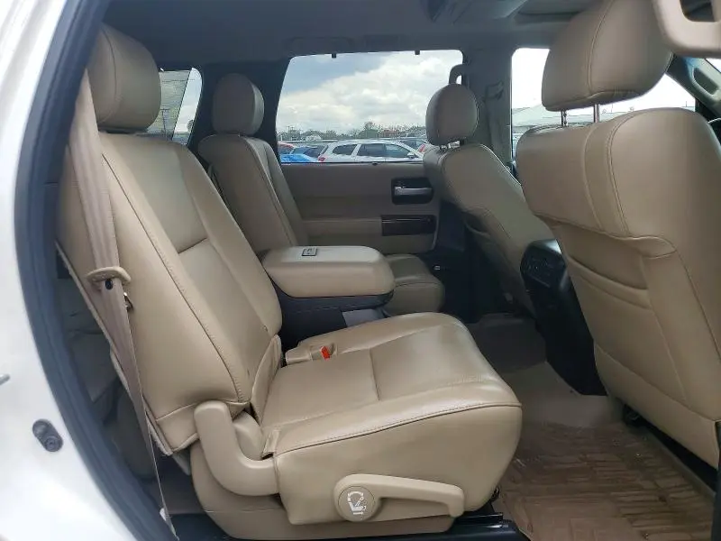 2014 TOYOTA SEQUOIA PLATINUM  