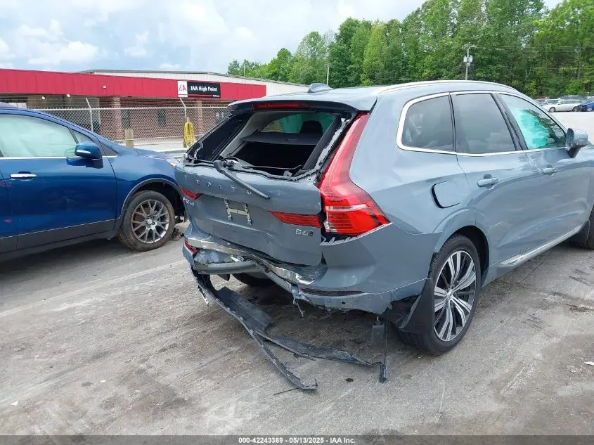 2022 VOLVO XC60 B6 INSCRIPTION
