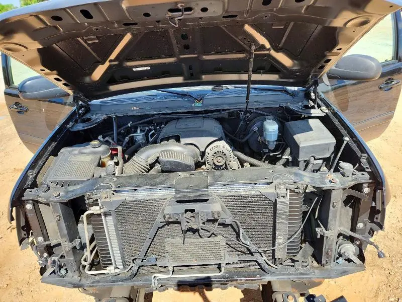2011 CHEVROLET SUBURBAN K1500 LS  