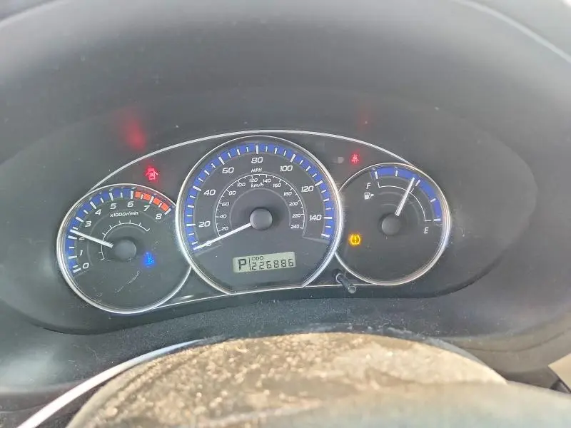 2010 SUBARU FORESTER XS  