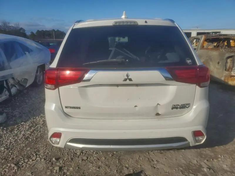 2018 MITSUBISHI OUTLANDER SE  