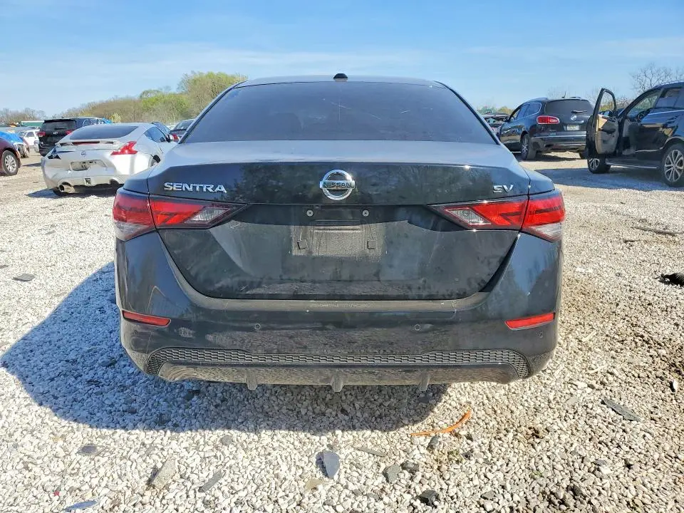 2021 NISSAN SENTRA SV  
