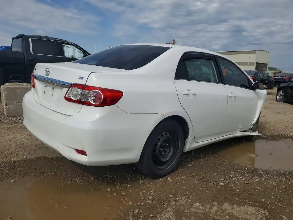 2013 TOYOTA COROLLA LE  