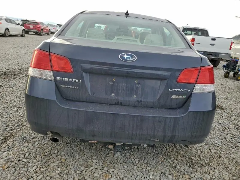 2013 SUBARU LEGACY 2.5I LIMITED  
