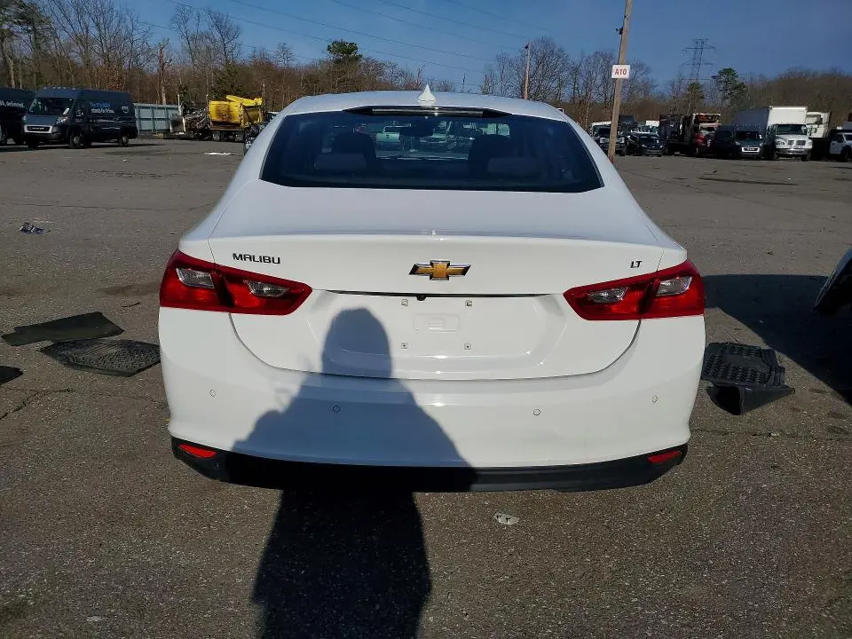 2024 CHEVROLET MALIBU LT  