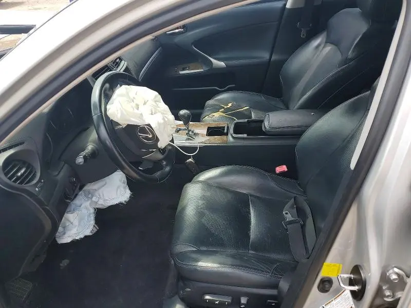 2011 LEXUS IS 250  