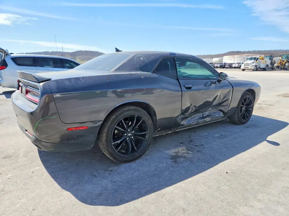 2018 DODGE CHALLENGER SXT  
