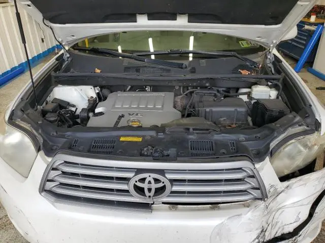 2010 TOYOTA HIGHLANDER   