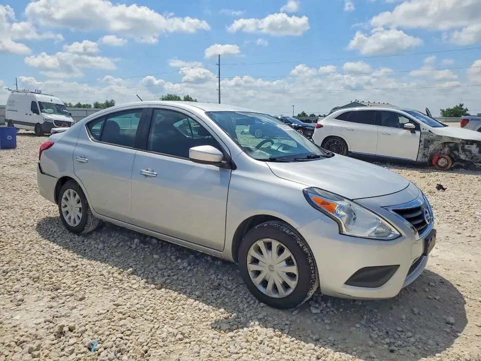 2017 NISSAN VERSA 1.6 SV  