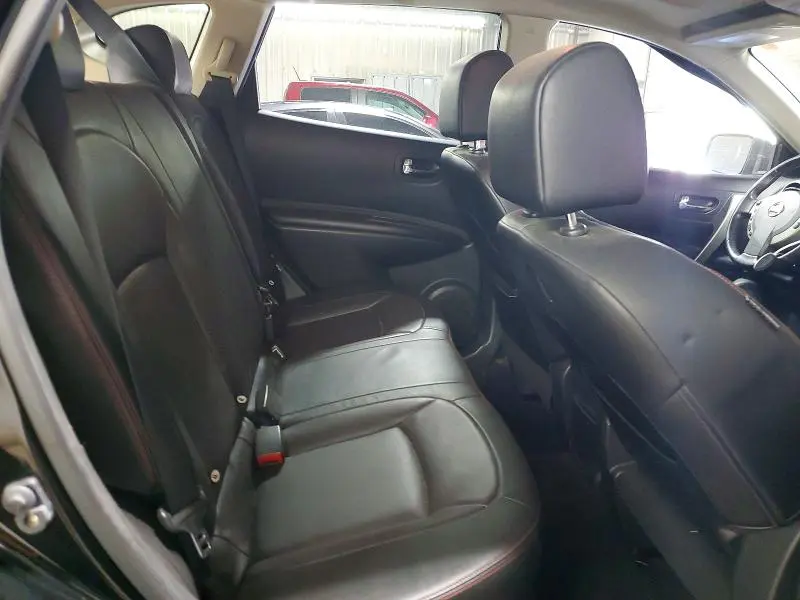 2010 NISSAN ROGUE S  