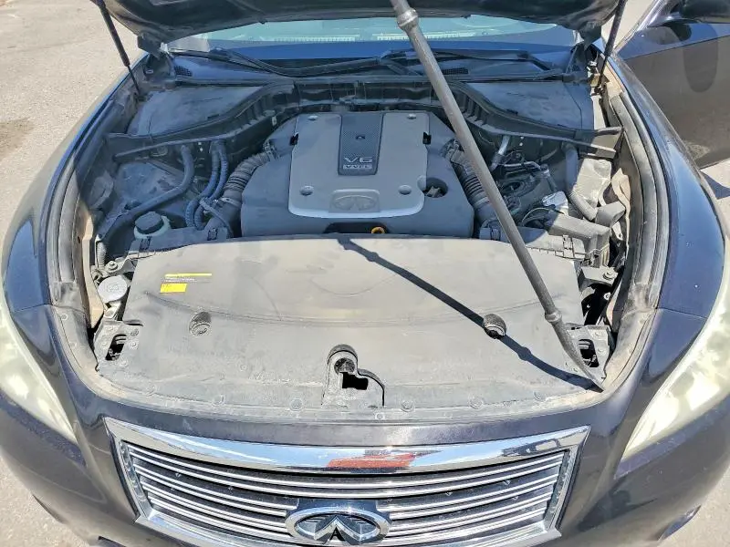 2012 INFINITI M37 X  