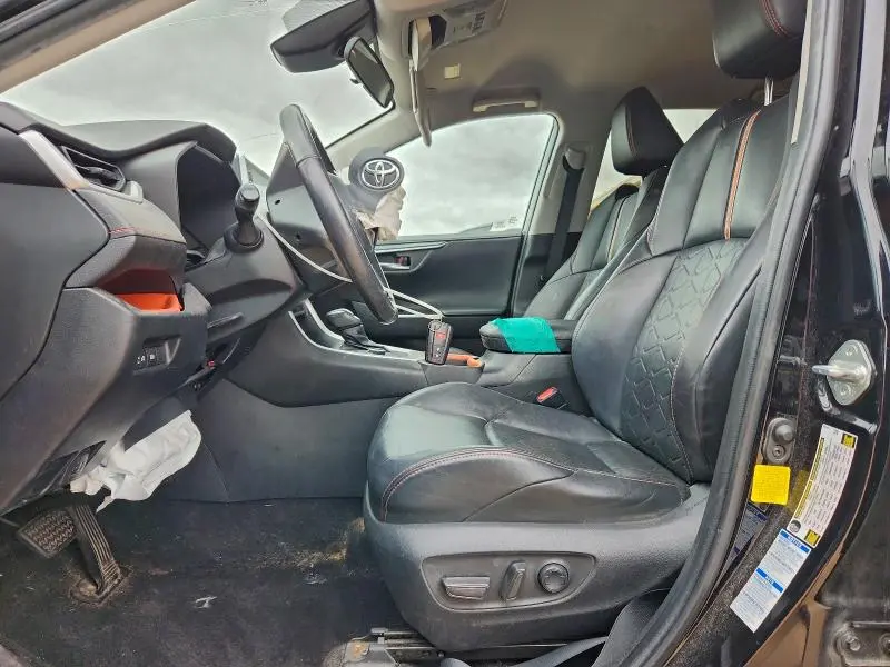 2020 TOYOTA RAV4 ADVENTURE  