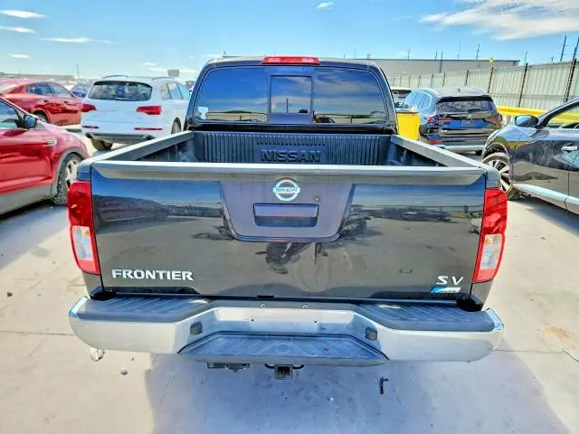 2017 NISSAN FRONTIER SV  