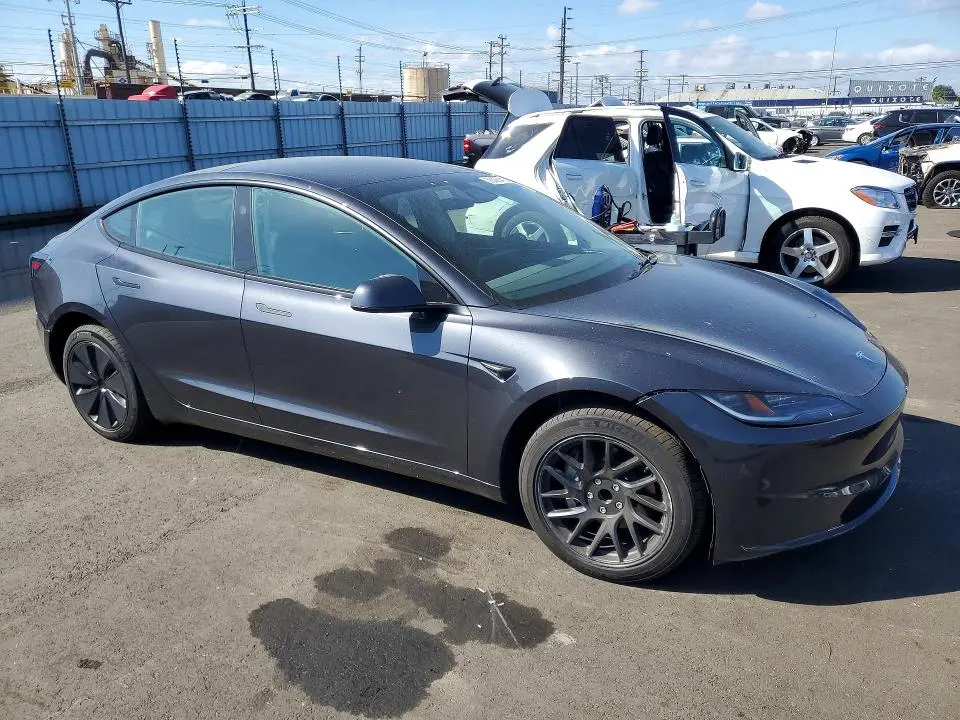 2025 TESLA MODEL 3   