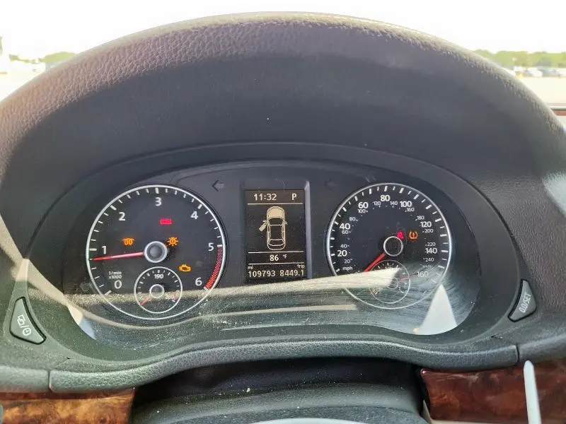 2013 VOLKSWAGEN PASSAT SEL  