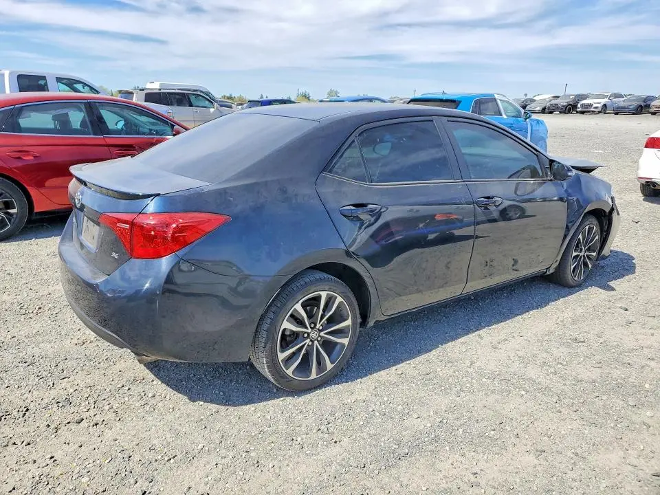 2019 TOYOTA COROLLA SE  