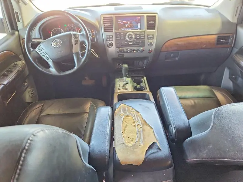 2013 NISSAN ARMADA SV  