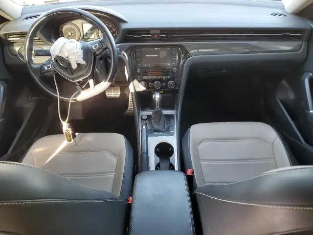 2020 VOLKSWAGEN PASSAT R-LINE  