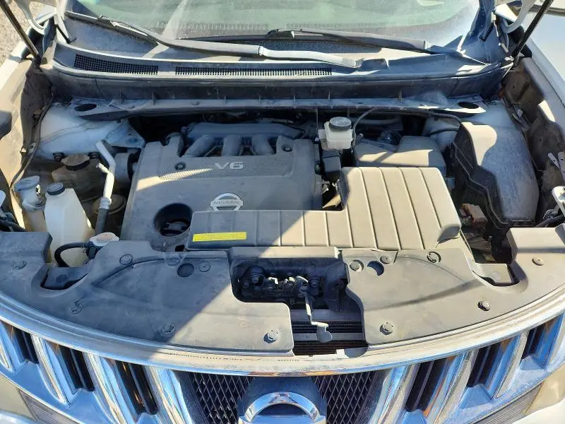 2010 NISSAN MURANO S  