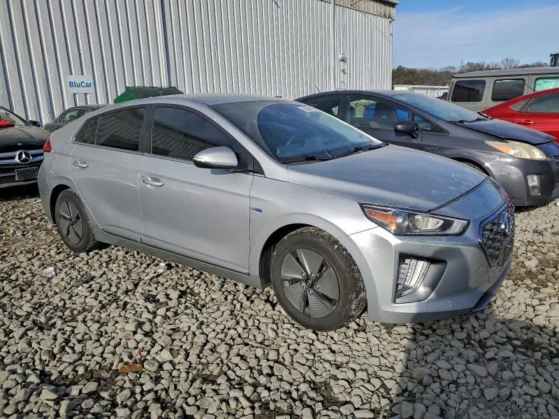 2020 HYUNDAI IONIQ SE  