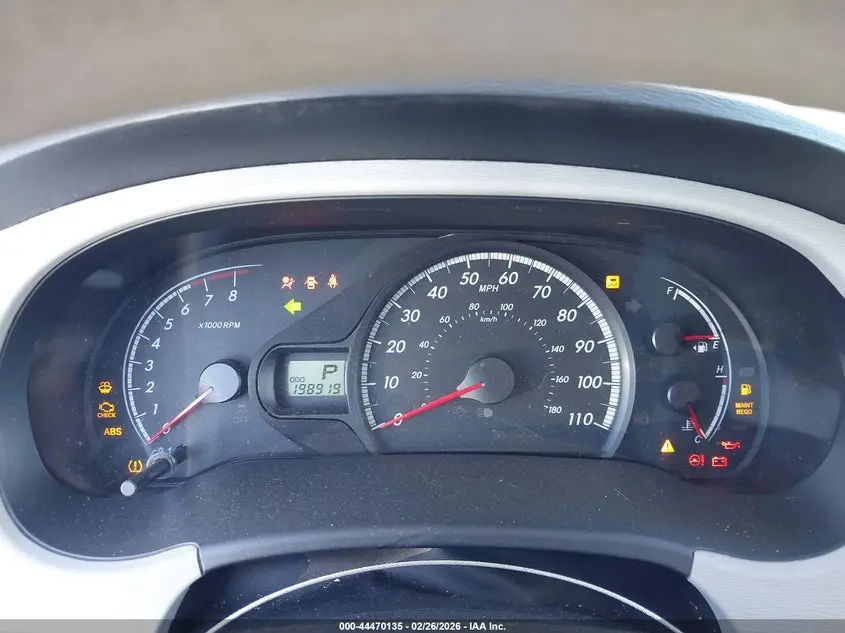2014 TOYOTA SIENNA LE V6 8 PASSENGER