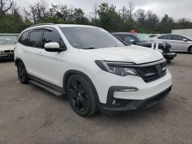 2021 HONDA PILOT SE  