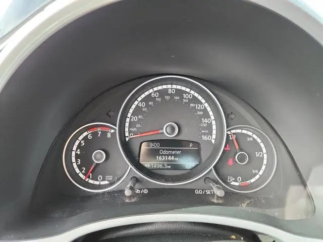 2014 VOLKSWAGEN BEETLE   