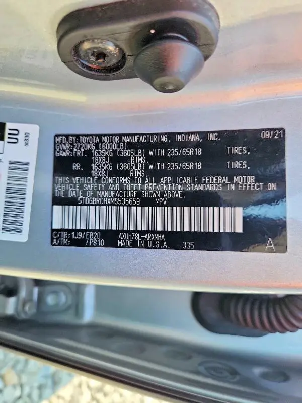 2021 TOYOTA HIGHLANDER HYBRID XLE  