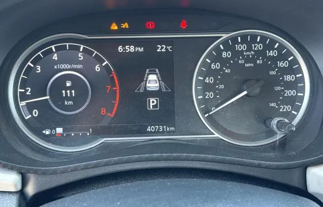 2021 NISSAN VERSA SV  