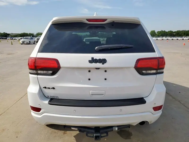 2020 JEEP GRAND CHEROKEE LAREDO  