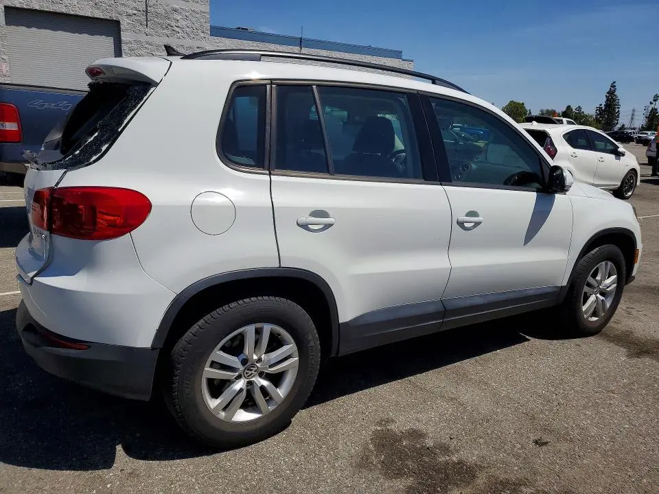 2015 VOLKSWAGEN TIGUAN S  