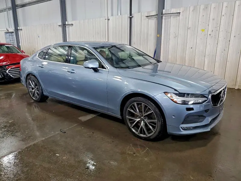 2018 VOLVO S90 T6 MOMENTUM  
